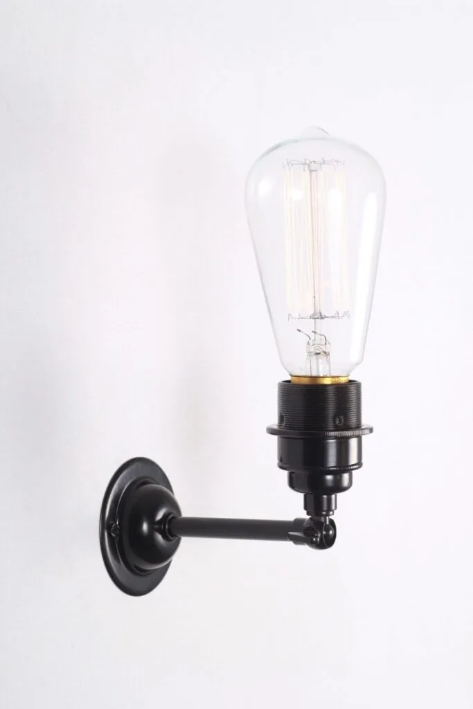 Vintage Minimalist Wall Light - Matt Black