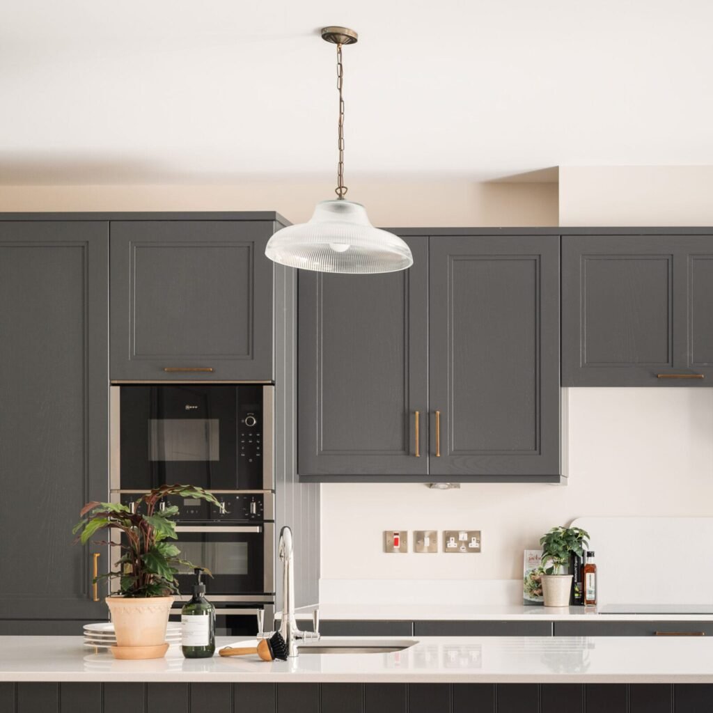 Holophane Lighting HOLOPHANE LIGHTING Great Lighting UK Ltd